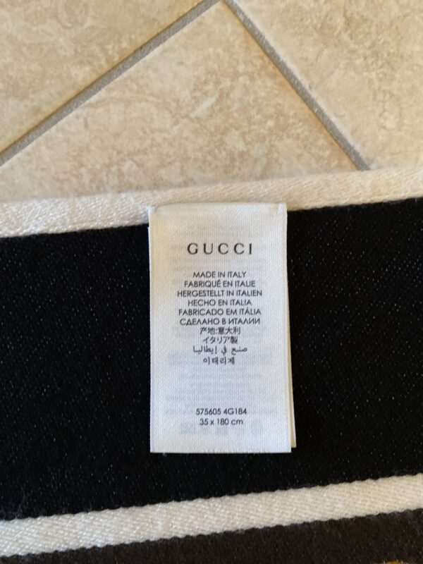 GUCCI Schal Wolle mit GG Logos 35 x 180 cm – Bild 7